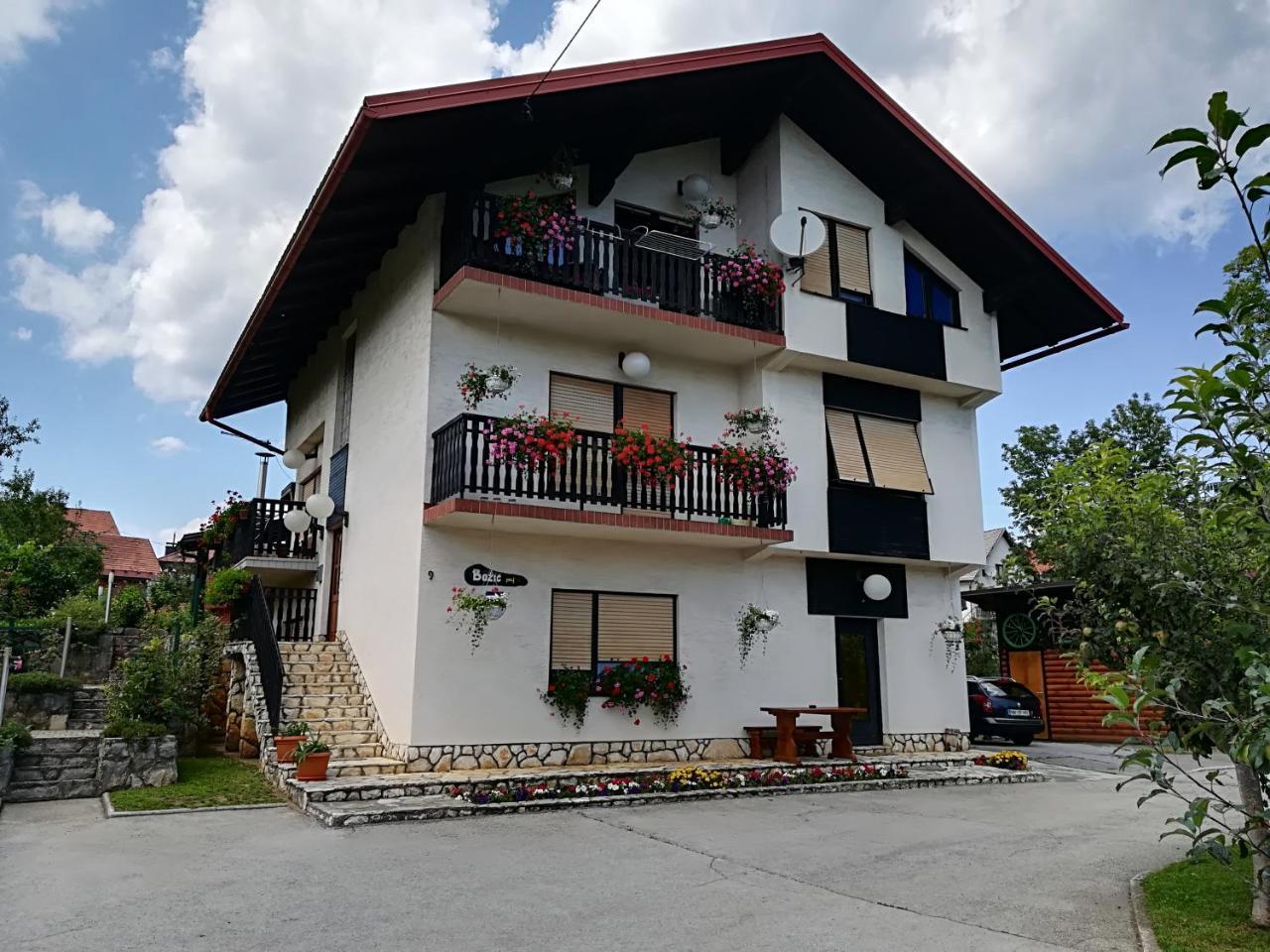 Apartment Bozic Vrbovsko Εξωτερικό φωτογραφία
